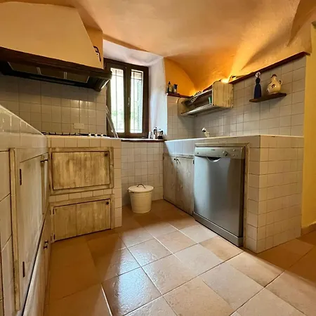 Grotta Dell'edera Apartment *